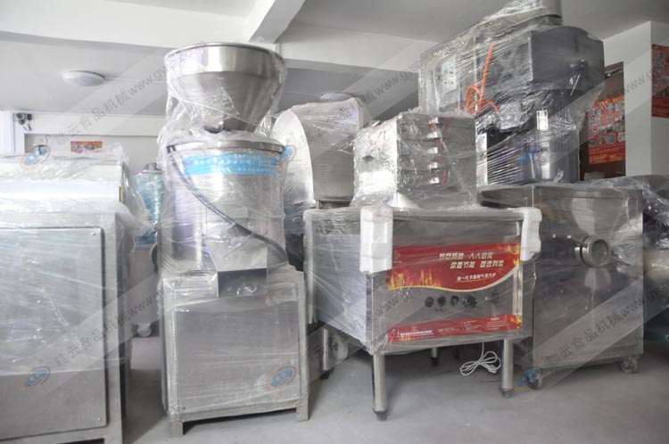 贛云食品機械廠倉庫一角